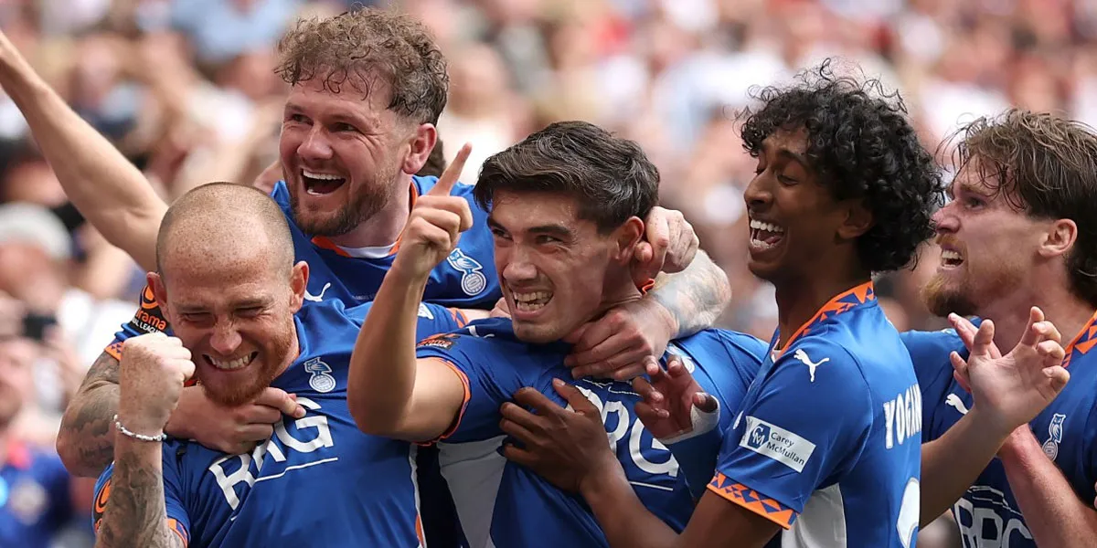 Oldham-Athletic-Kembali-ke-Football-League-Setelah-Drama-Final-Playoff
