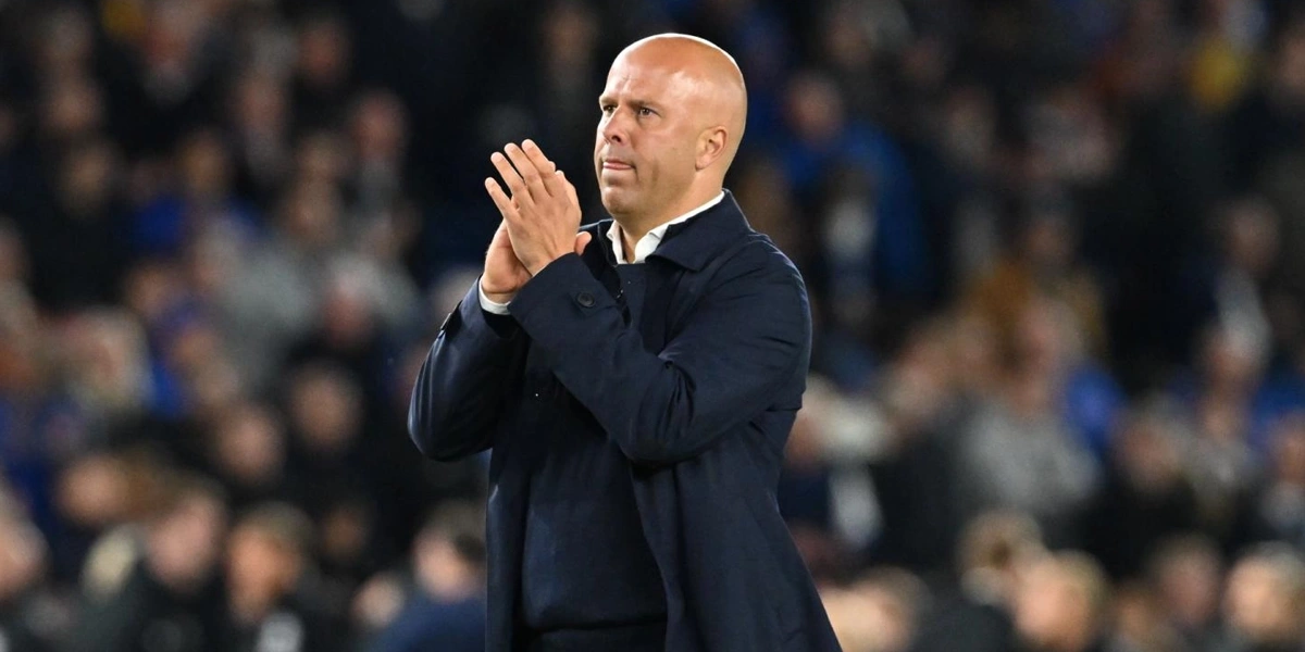 Arne-Slot-Akui-Liverpool-Bertanggung-Jawab-atas-Hasil-Imbang-dari-Leeds