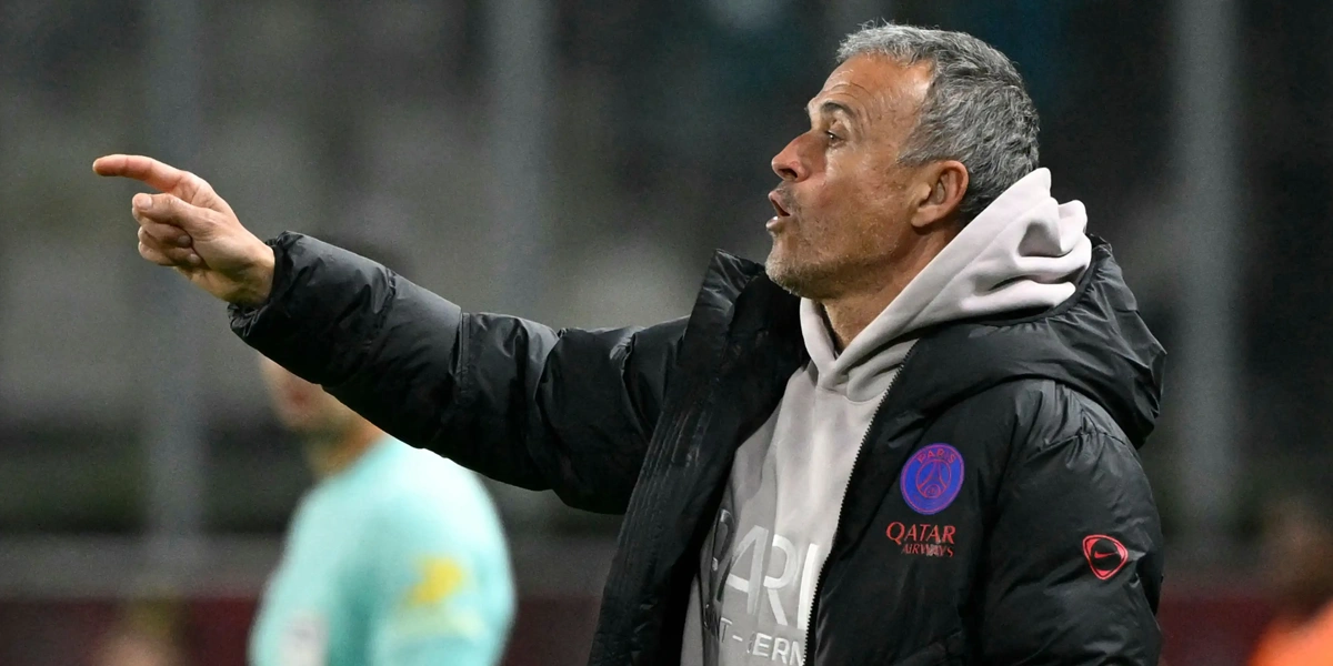 Klausul-Khusus-dalam-Kontrak-Luis-Enrique